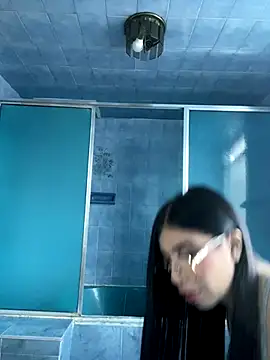 Snapshot of Maddy_Piink chatting on 25, 9, 2025 Maddy Piink online show from 25, 9, 2025