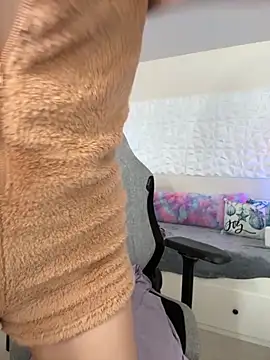 Snapshot of fantasyxwolf chatting on 1, 12, 2025 fantasyxwolf online show from 1, 12, 2025