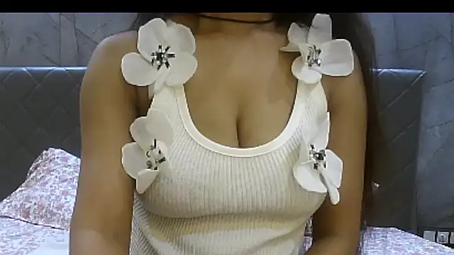 Snapshot of shiri_hot chatting on 23, 11, 2025 shiri hot online show from 23, 11, 2025