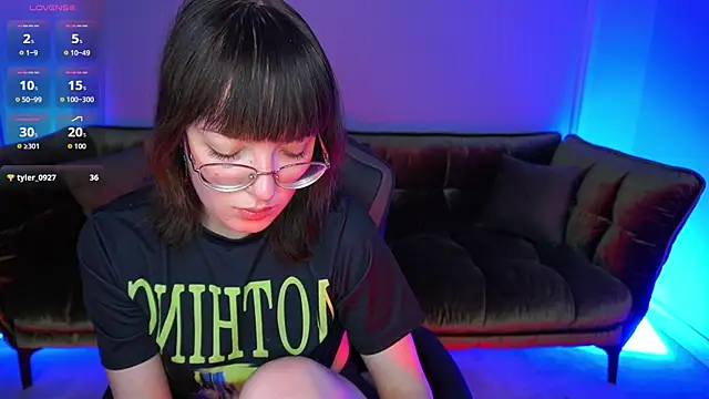 Snapshot of Pixie_Peachh chatting on 22, 10, 2025 Pixie Peachh online show from 22, 10, 2025