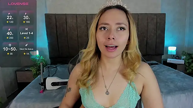 LanaMills  online show from 20, 12, 2025