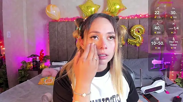 LanaMills  online show from 5, 6, 2026