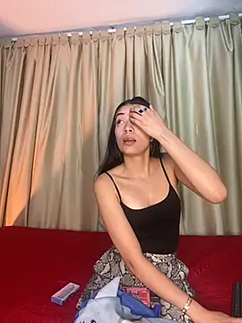 stepha   online show from 10, 9, 2025