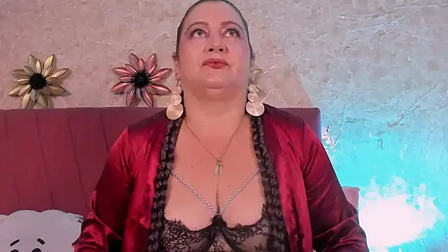 Snapshot of PalomaLombardi chatting on 27, 11, 2025 PalomaLombardi online show from 27, 11, 2025