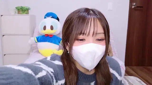 Snapshot of -EdisonThomas- chatting on 31, 10, 2025 -EdisonThomas- online show from 31, 10, 2025