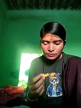 Hot xxx12 online show from 17, 12, 2025