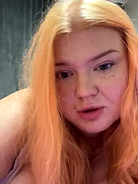 Snapshot of _Adele_Moor_ chatting on 7, 10, 2025  Adele Moor  online show from 7, 10, 2025