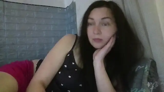 Snapshot of DanaNeon chatting on 3, 5, 2026 DanaNeon online show from 3, 5, 2026