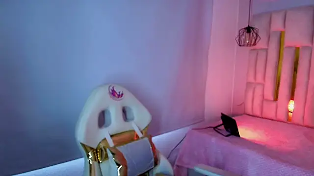 Melissa Adamsx online show from 7, 3, 2026