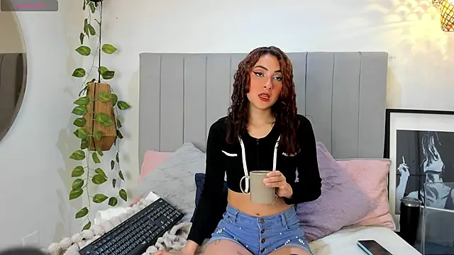 Snapshot of Anseru_ chatting on 11, 9, 2025 Anseru online show from 11, 9, 2025