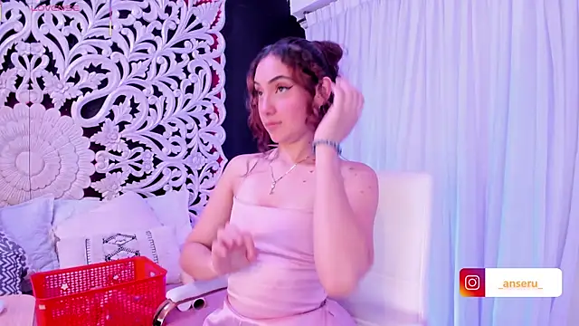 Snapshot of Anseru_ chatting on 24, 11, 2025 Anseru online show from 24, 11, 2025