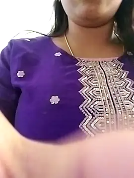 Snapshot of Dimplegirl chatting on 30, 10, 2025 Dimplegirl online show from 30, 10, 2025