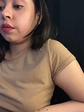 Snapshot of lau_laulu chatting on 11, 9, 2025 lau laulu online show from 11, 9, 2025