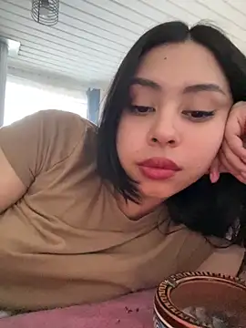 Snapshot of lau_laulu chatting on 27, 10, 2025 lau laulu online show from 27, 10, 2025