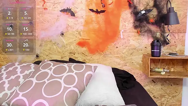 santiblack7 online show from 30, 10, 2025