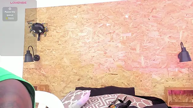 santiblack7 online show from 13, 11, 2025