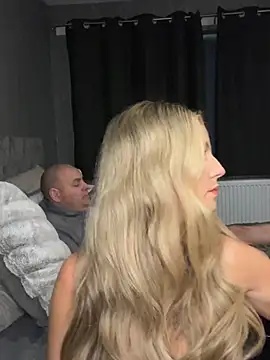 sammie-99 online show from 19, 2, 2026