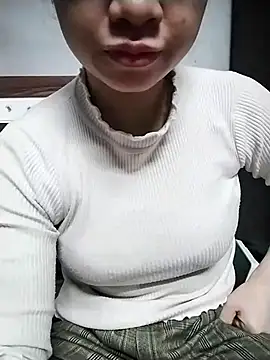 Mie rose online show from 14, 12, 2025