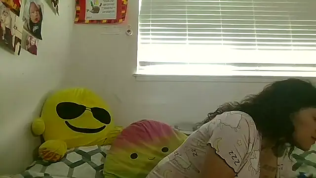 Snapshot of intoxicated13 chatting on 8, 4, 2026 intoxicated13 online show from 8, 4, 2026