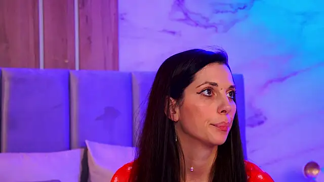 EllyLynn online show from 1, 12, 2025