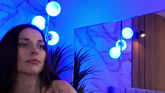 EllyLynn online show from 1, 4, 2026