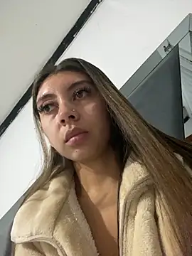 Sara-cooper2 online show from 30, 11, 2025