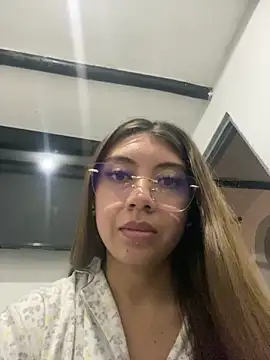 Sara-cooper2 online show from 21, 12, 2025