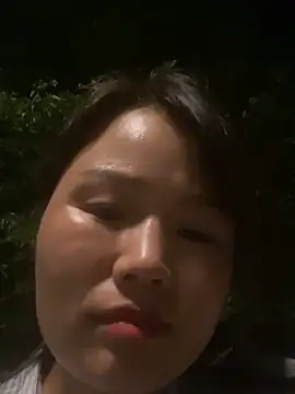 Snapshot of Mier-cn chatting on 10, 10, 2025 Mier-cn online show from 10, 10, 2025