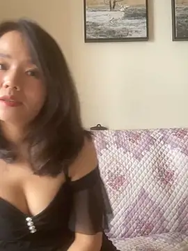 Snapshot of Mier-cn chatting on 15, 10, 2025 Mier-cn online show from 15, 10, 2025