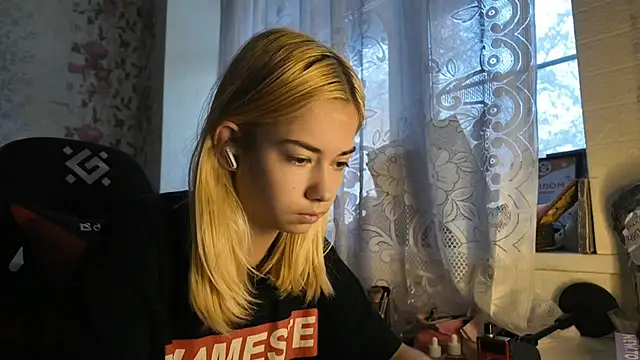 Witching Moon online show from 24, 10, 2025