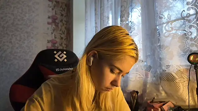 Witching Moon online show from 29, 10, 2025