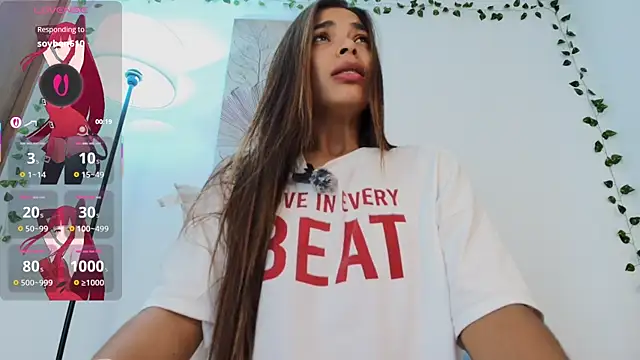 Nicolle swt online show from 20, 9, 2025