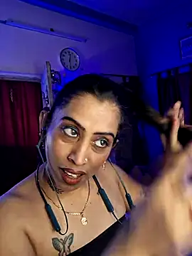 Love Beauty01 online show from 17, 3, 2026