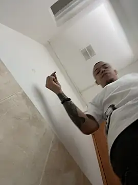 Snapshot of AlphaMasterXxx chatting on 19, 11, 2025 AlphaMasterXxx online show from 19, 11, 2025