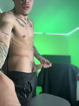 Snapshot of AlphaMasterXxx chatting on 29, 11, 2025 AlphaMasterXxx online show from 29, 11, 2025