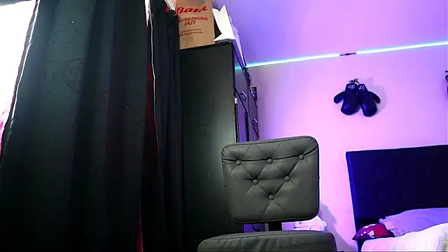 Snapshot of AlphaMasterXxx chatting on 1, 12, 2025 AlphaMasterXxx online show from 1, 12, 2025