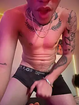 AlphaMasterXxx online show from 3, 3, 2026