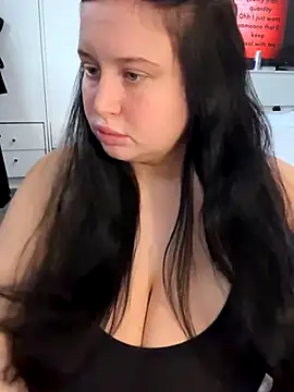 brunetteGirl274 online show from 4, 11, 2025