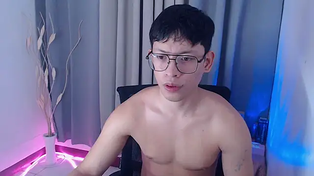 pinkcock froi2305 online show from 2, 4, 2026