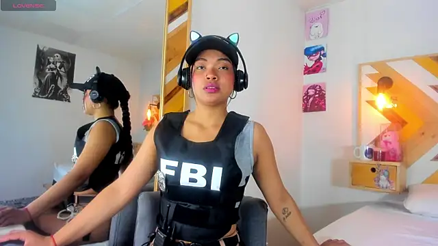 Snapshot of SoleneFontaine chatting on 29, 10, 2025 SoleneFontaine online show from 29, 10, 2025