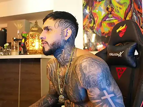 logan hugh8 online show from 4, 10, 2025