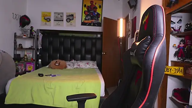 logan hugh8 online show from 23, 5, 2026