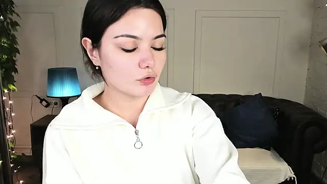 Dark Moni online show from 7, 3, 2026