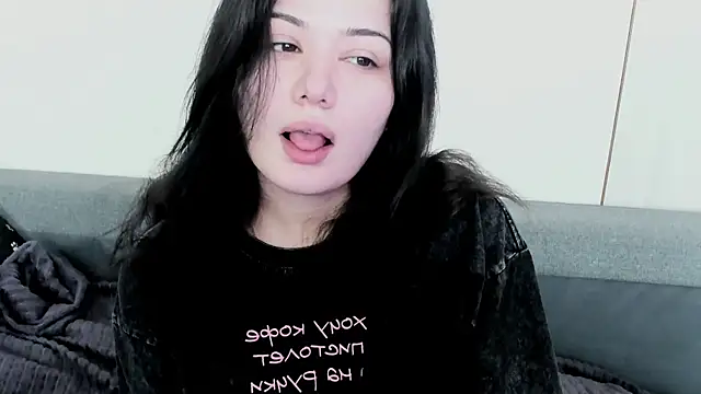 Dark Moni online show from 4, 7, 2026