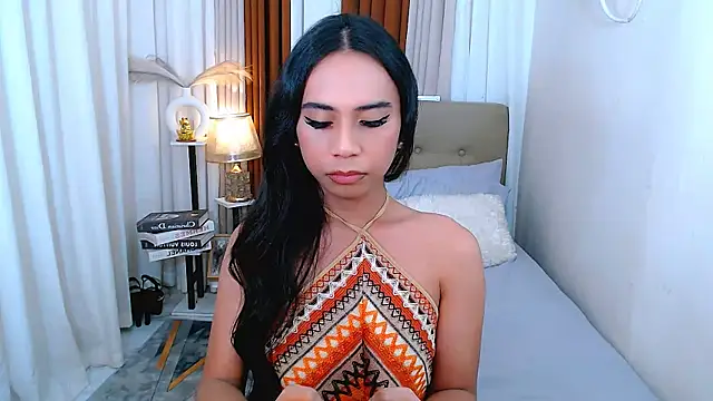 scarlet smith7 online show from 4, 2, 2026