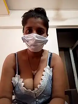 Love Foreverr12 online show from 16, 10, 2025