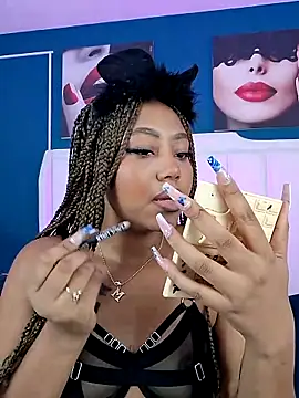 AngelaRoberts online show from 16, 10, 2025