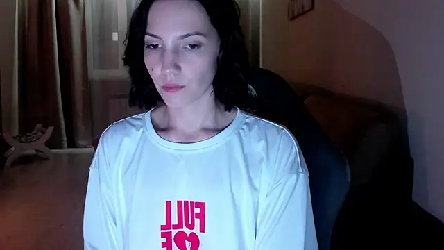 Snapshot of AdeleShinemm chatting on 13, 9, 2025 AdeleShinemm online show from 13, 9, 2025