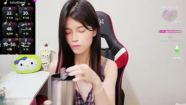 Alina10932 online show from 18, 9, 2025