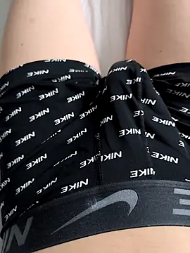 Snapshot of luckylover2024 chatting on 23, 12, 2025 luckylover2024 online show from 23, 12, 2025